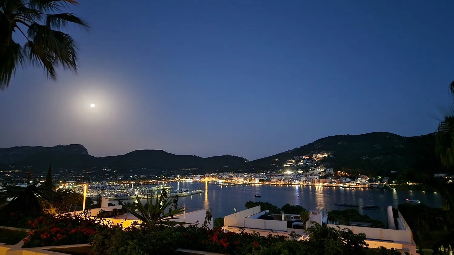 Unique hillside apartment with beautiful views of the Port d'Andratx harbour, Port d'Andratx
