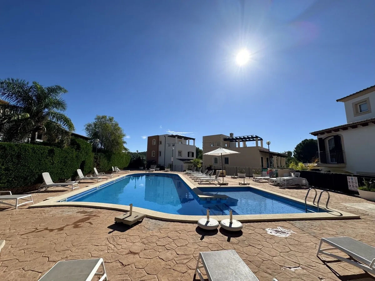 Spacious terraced house on the golf course of Camp de Mar, Camp de Mar