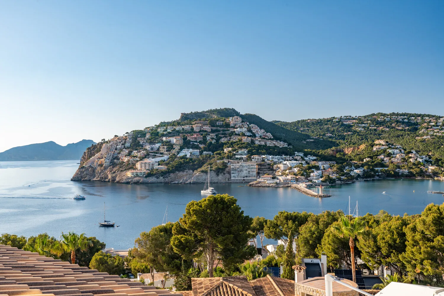 Spacious villa with spectacular views, Port d'Andratx