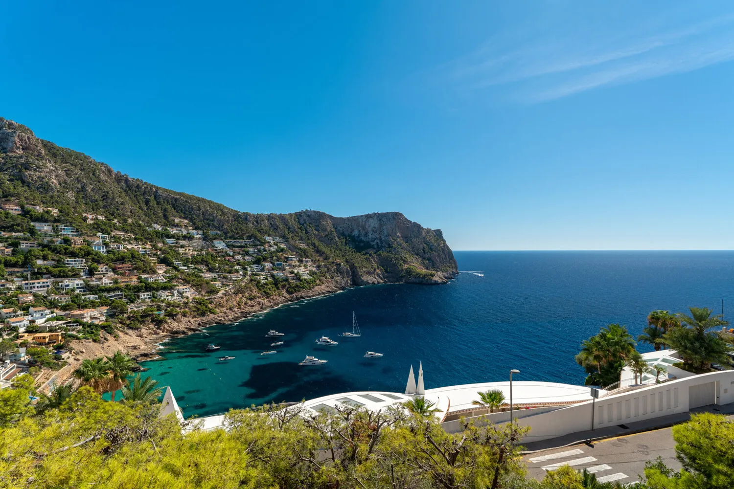 Spacious duplex apartment with fantastic sea views, Port d'Andratx