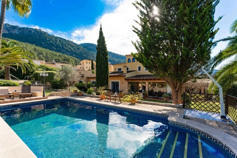 Charming finca with pool on the outskirts of Andratx, Andratx